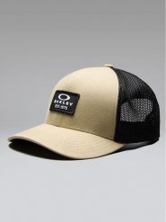 Oakley Czapka "Patch" w kolorze beżowo-czarnym rozmiar: onesize. Brązowe czapki męskie Oakley, bez wzorów, z bawełny, sportowe. Za 87.40 zł.