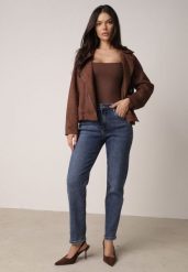 Niebieskie Jeansy z Bawełną o Kroju Mom Fit Lendrea. Niebieskie jeansy damskie Born2be, z podwyższonym stanem. Za 119.99 zł.