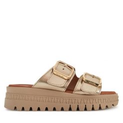 Klapki Tamaris. Żółte klapki damskie Tamaris, bez wzorów, bez obcasa. Za 289.99 zł.