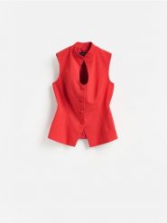Kamizelka ze stójką - czerwony. Czerwone kamizelki damskie Reserved, l, z tkaniny. Za 139.99 zł.