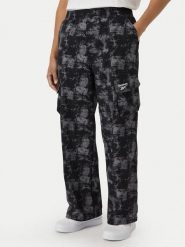 Reebok Spodnie dresowe Aleksey RK25717CCM Szary Regular Fit. Szare spodnie dresowe męskie Reebok, bez wzorów, z dresówki. Za 329.99 zł.