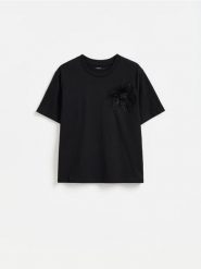 T-shirt z odpinaną broszką - czarny. Czarne t-shirty damskie Reserved, l, bez wzorów, z bawełny, bez kołnierzyka. Za 89.99 zł.