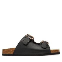 Klapki Lasocki. Czarne klapki damskie Lasocki, bez wzorów, bez obcasa. Za 139.99 zł.