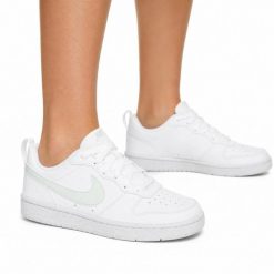 Buty damskie sneakersy sportowe Nike COURT BOROUGH LOW RECRAFT. Białe buty sportowe na co dzień damskie Nike, bez wzorów, z dresówki, trekkingowe, nike court. Za 249.00 zł.