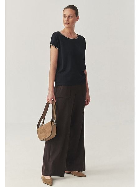 TATUUM Spodnie "Fedora" w kolorze brązowym rozmiar: 40. Brązowe spodnie materiałowe damskie Tatuum, bez wzorów, z materiału. Za 181.76 zł.