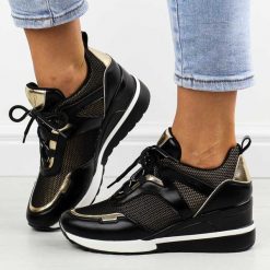 Sneakersy półbuty damskie Vinceza 10743 Bk/gl. Czarne półbuty damskie VINCEZA, bez wzorów, ze skóry, bez obcasa, na koturnie. Za 129.00 zł.