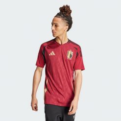 Koszulka Belgium 24 Home. Brązowe bluzki damskie Adidas, l, bez wzorów, z materiału, eleganckie, bez kołnierzyka, bez ramiączek. Za 449.00 zł.