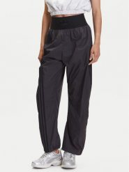 Adidas Spodnie dresowe JJ0920 Szary Loose Fit. Szare spodnie dresowe damskie Adidas, s, bez wzorów, z dresówki. Za 269.99 zł.