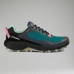 Buty outdoor damskie Berghaus Revolute Active Shoe. Czerwone obuwie trekkingowe damskie Berghaus. Za 492.99 zł.