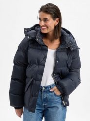 Samsøe Samsøe kurtka pikowana - Sahanay Kobiety niebieski, S. Niebieskie kurtki damskie Samsoe & Samsoe, s, bez wzorów, bez kaptura. Za 949.95 zł.