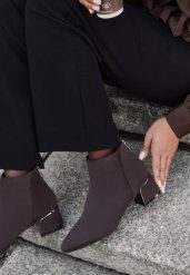 Brązowe Botki Vices na Geometrycznym Obcasie Alurrive. Brązowe botki damskie Born2be, z jeansu, eleganckie, bez obcasa, na obcasie, bez zapięcia. Za 119.99 zł.
