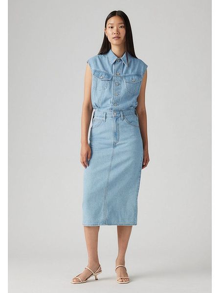 Levi's Sukienka dżinsowa w kolorze błękitnym rozmiar: L. Niebieskie sukienki damskie Levi's, l, bez wzorów, z bawełny, bez kołnierzyka, bez ramiączek, midi. Za 193.24 zł.