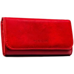Czerwony, duży portfel damski ze skóry ekologicznej zamykany zatrzaskiem - 4U Cavaldi. Czerwone portfele damskie 4U Cavaldi, bez wzorów, ze skóry ekologicznej. Za 45.00 zł.