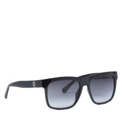Okulary przeciwsłoneczne Guess. Czarne okulary przeciwsłoneczne męskie Guess. Za 499.99 zł.