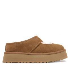 Śniegowce Ugg. Brązowe śniegowce damskie Ugg. Za 619.99 zł.