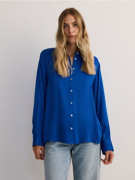 Koszula z wiskozy - niebieski. Niebieskie koszule damskie Reserved, l, bez wzorów, z wiskozy, bez kołnierzyka, bez ramiączek. W wyprzedaży za 59.99 zł.