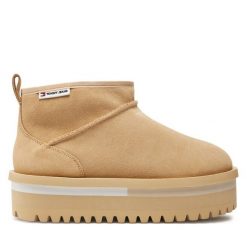 Śniegowce Tommy Jeans. Brązowe śniegowce damskie Tommy Jeans, z jeansu. Za 399.99 zł.