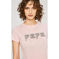 Pepe Jeans - Top Madi. Białe topy damskie Pepe Jeans, l, bez wzorów, z bawełny, bez kołnierzyka. W wyprzedaży za 69.90 zł.