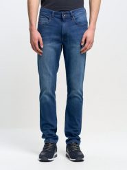 Jeansy męskie niebieskie Terry Carrot 433. Niebieskie jeansy męskie Big Star. W wyprzedaży za 299.99 zł.