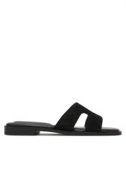 DeeZee Klapki DZ-S8A Czarny. Czarne klapki damskie DeeZee, bez wzorów, ze skóry, bez obcasa. Za 139.99 zł.