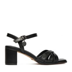 Sandały MEXX. Czarne sandały damskie Mexx, bez wzorów, bez obcasa, na słupku. Za 329.99 zł.