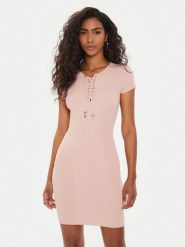 Guess Sukienka dzianinowa W4YK06 Z2V62 Różowy Bodycon Fit. Czerwone sukienki damskie Guess, xxl, z aplikacjami, z dzianiny, bez kołnierzyka, bez ramiączek, bodycon. Za 299.99 zł.