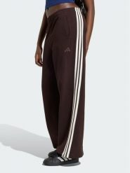 Adidas Spodnie dresowe 3-Stripes KW7703 Brązowy ciemny Wide Leg. Brązowe spodnie dresowe damskie Adidas, xs, bez wzorów, z bawełny. Za 298.99 zł.