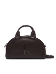 Calvin Klein Torebka Bold Ck Dome Crossbody LV04F3895G Bordowy. Czerwone torebki klasyczne damskie CALVIN KLEIN, bez wzorów, ze skóry, bez dodatków. Za 409.99 zł.