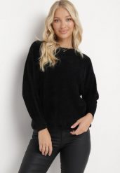 Czarny Sweter z Luźnymi Rękawami Typu Nietoperz Mevinla. Czarne swetry klasyczne damskie Born2be, m, z dzianiny, bez kołnierzyka. Za 89.99 zł.