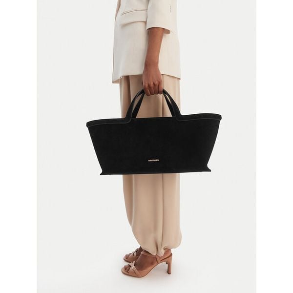 Torebka GINO ROSSI. Czarne torebki klasyczne damskie Gino Rossi, bez wzorów, bez dodatków. Za 499.99 zł.