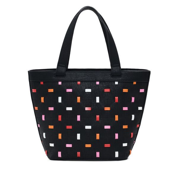 Torebka Desigual. Czarne torebki klasyczne damskie Desigual, bez wzorów, bez dodatków. Za 219.99 zł.