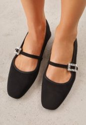 Czarne Balerinki z Imitacji Zamszu o Fasonie Mary Jane z Cyrkoniową Klamrą Ireltise. Czarne baleriny damskie Renee, z aplikacjami, bez obcasa. Za 79.99 zł.