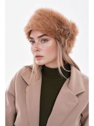 Lucky Bees Czapka w kolorze jasnobrązowym rozmiar: onesize. Brązowe czapki zimowe damskie Lucky Bees, z futra. Za 113.36 zł.