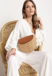 Ciemnobeżowa Torebka Boho z Plecionki z Klapką i Paskiem z Imitacji Skóry Varya. Brązowe torebki klasyczne damskie Born2be, bez wzorów, z jeansu, bez dodatków. Za 99.99 zł.