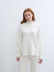 BGN Sweter w kolorze białym rozmiar: 38. Białe golfy damskie BGN, bez wzorów, bez ramiączek. Za 121.99 zł.