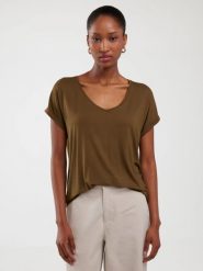 Koszulka damska o luźnym kroju khaki Valeria 303. Zielone t-shirty damskie Big Star, l, bez wzorów, z dzianiny, bez kołnierzyka. W wyprzedaży za 39.99 zł.
