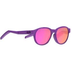 Okulary przeciwsłoneczne dla dzieci AZR Beach. Fioletowe okulary przeciwsłoneczne dziecięce AZR. Za 196.50 zł.