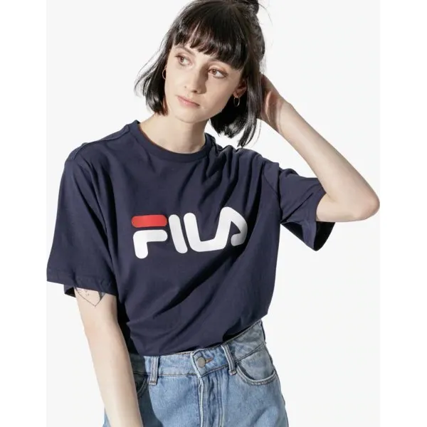Fila Koszulka Ss Pure Short Sleeve Shirt Ww , granatowy, rozmiar XS. Niebieskie t-shirty damskie Fila, s, bez wzorów, z materiału, bez kołnierzyka. Za 129.99 zł.