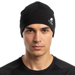 Czapka do biegania z merynosów. Czarne czapki męskie FJORK MERINO, bez wzorów, z wełny, sportowe. Za 279.00 zł.