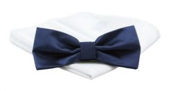 Mucha Męska z Białą Poszetką, Granatowa w Drobny Prążek - Alties. Niebieskie krawaty i muchy męskie Alties, bez wzorów, eleganckie. Za 54.00 zł.