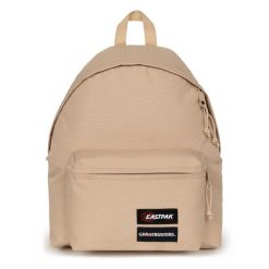 Plecak Eastpak Day Pak'R. Brązowe plecaki damskie Eastpak, bez wzorów, z materiału, biznesowe. Za 234.50 zł.