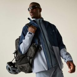 Męska wodoodporna kurtka turystyczna z kapturem Arising IV. Niebieskie kurtki męskie Dare 2b, m, bez wzorów, z materiału, sportowe, z kapturem. Za 999.99 zł.