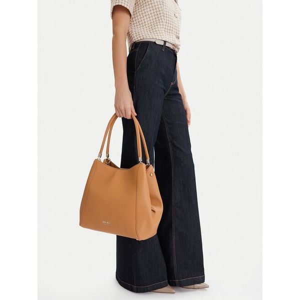 Torebka Nine West. Brązowe torebki klasyczne damskie Nine West, bez wzorów, bez dodatków. Za 199.99 zł.