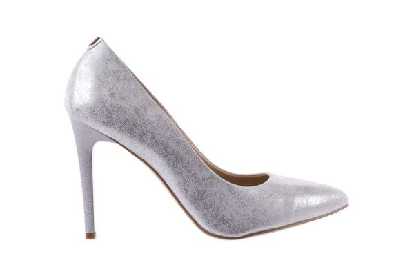 Czółenka Bayla-056 1810-1089 Srebrny Metaliczny 056333, Skóra naturalna - 39. Szare czółenka damskie Bayla, bez wzorów, z materiału, bez obcasa, na obcasie. W wyprzedaży za 179.10 zł.