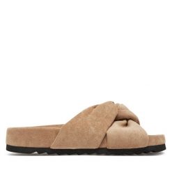 Klapki DeeZee. Brązowe klapki damskie DeeZee, bez wzorów, bez obcasa. Za 119.99 zł.