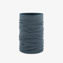 Komin chusta wielofunkcyjna z wełny merino lightweight. Niebieskie szaliki i kominy damskie Buff, na zimę, bez wzorów, z wełny. Za 110.99 zł.