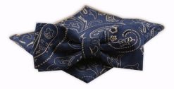 Zestaw: Mucha z Poszetką - Alties - Granatowa ze Wzorem Orientalnym. Niebieskie krawaty i muchy męskie Alties, bez wzorów, eleganckie. Za 54.00 zł.