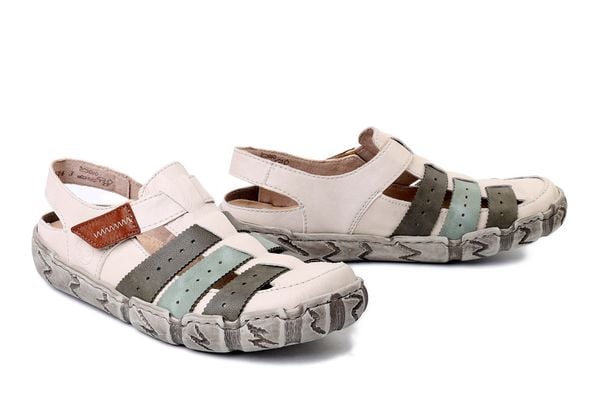 RIEKER L0379-90 beige combination, sandały damskie. Brązowe sandały damskie Rieker, bez wzorów, bez obcasa. Za 359.90 zł.