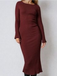 Sukienka maxi - bordowy. Czerwone sukienki damskie Sinsay, l, bez wzorów, bez kołnierzyka, bez ramiączek, maxi. W wyprzedaży za 29.99 zł.