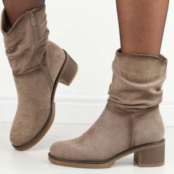 Beżowe botki damskie na obcasie Potocki 51303. Brązowe botki damskie POTOCKI, na jesień, z materiału, eleganckie, z okrągłym noskiem, bez obcasa, na obcasie, bez zapięcia. W wyprzedaży za 203.67 zł.